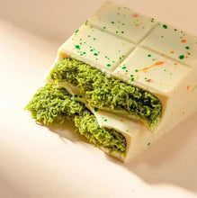 Load image into Gallery viewer, Viral Dubai Chocolate